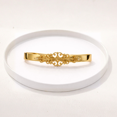 Royal Touch (Barrette)